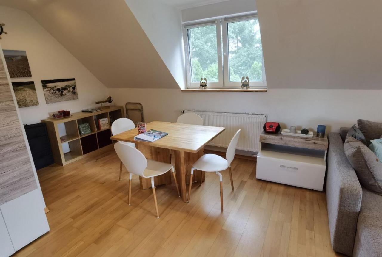 Emsland Basecamp Apartment Niederlangen ภายนอก รูปภาพ